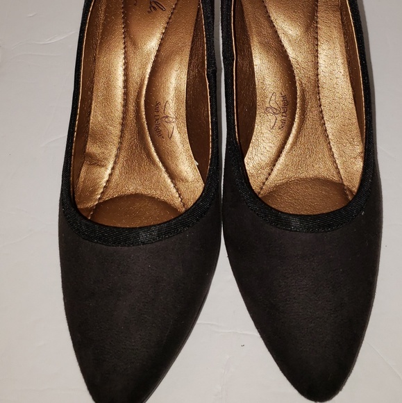 Hush puppies size 8 Clearance